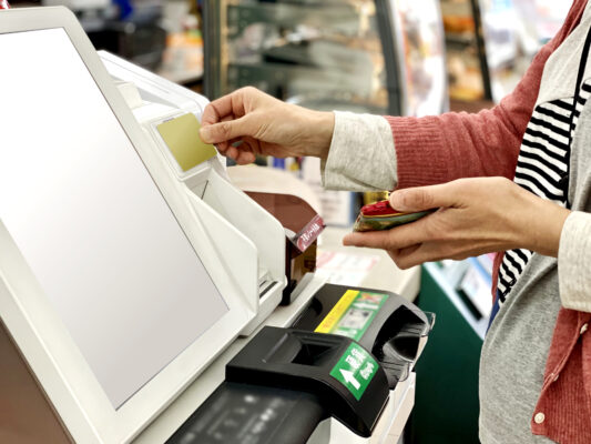 コンビニにおけるPOSシステムの役割やメリット、現状